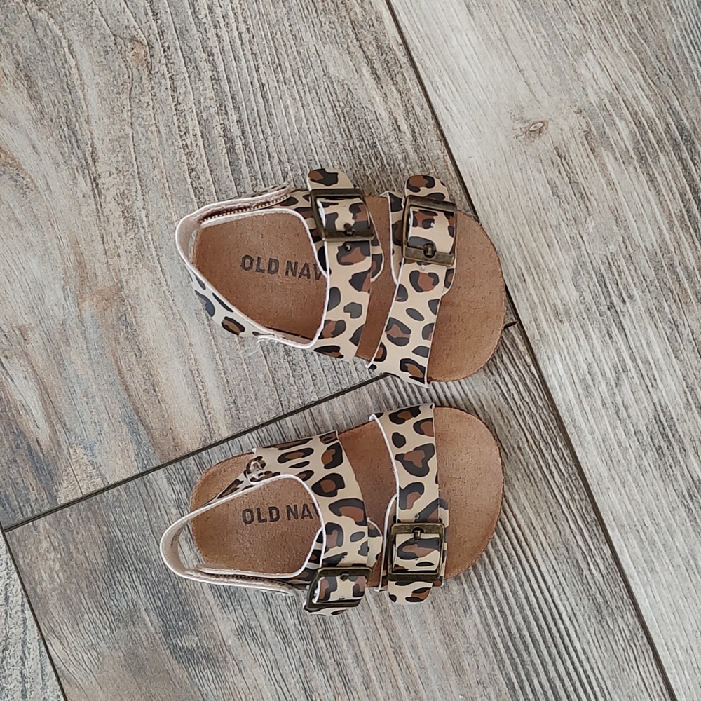 Old Navy leopard print sandals 0-3 months